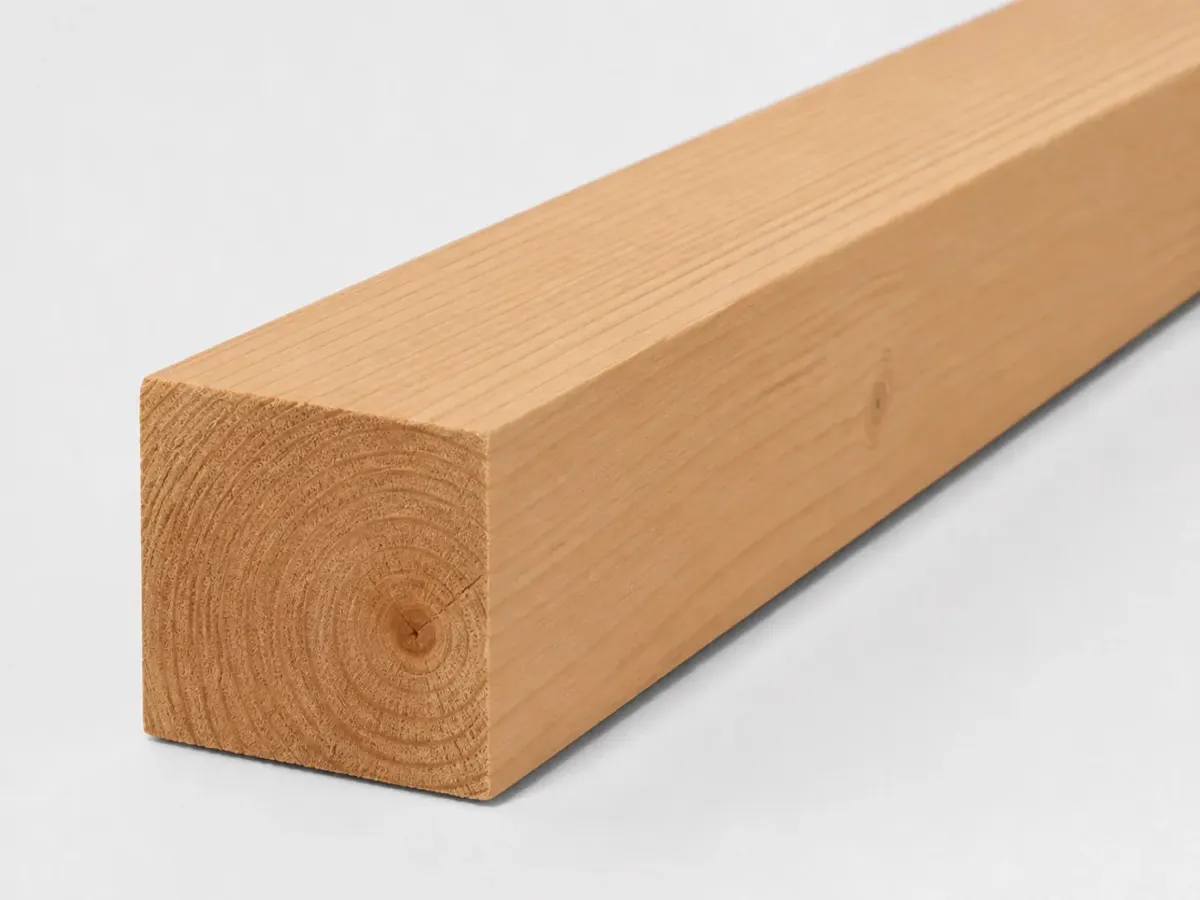 Geschaafde douglas paal 45 x 45 mm met glad oppervlak en vierkante kopse kant