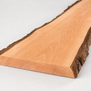 Douglas schaaldeel fijnbezaagd 15 tot 20 cm breed met golvende schorsrand