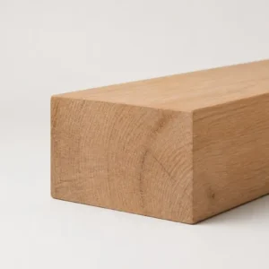 Geschaafde eiken balk 110 x 140 mm rustiek liggend met warme honingkleur