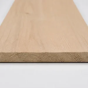 Kamergedroogde geschaafde eiken plank 18 x 135 mm plat liggend met fijne nerf